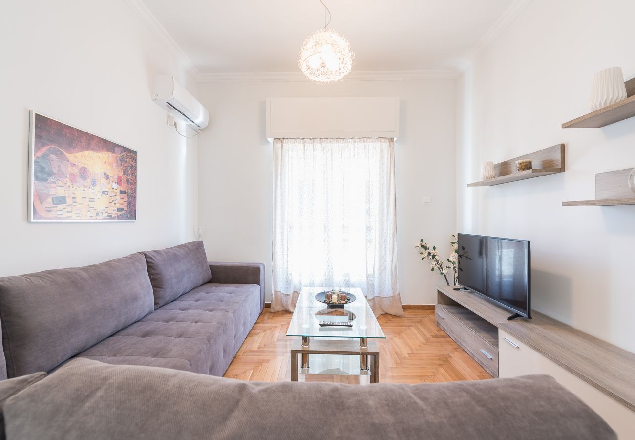 Appartement à Athens - Bright 2 bdrm apt in the heart of Athens 