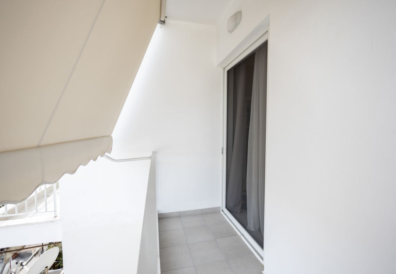 Appartement à Athens - Live Like a Local in a Stylish Home!