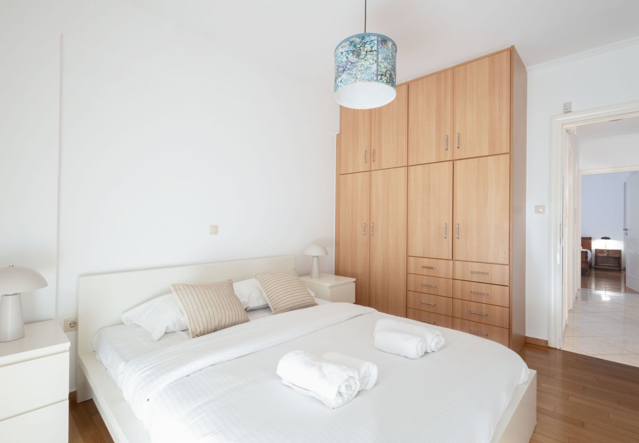 Appartement à Alimos - Luxury and Spacious apt for 8 guests