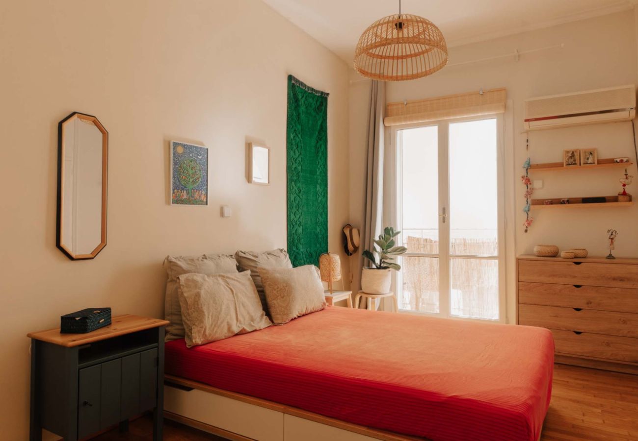 Appartement à Athens - Charming Retreat: Elegance for 4 Guests 5 min to metro