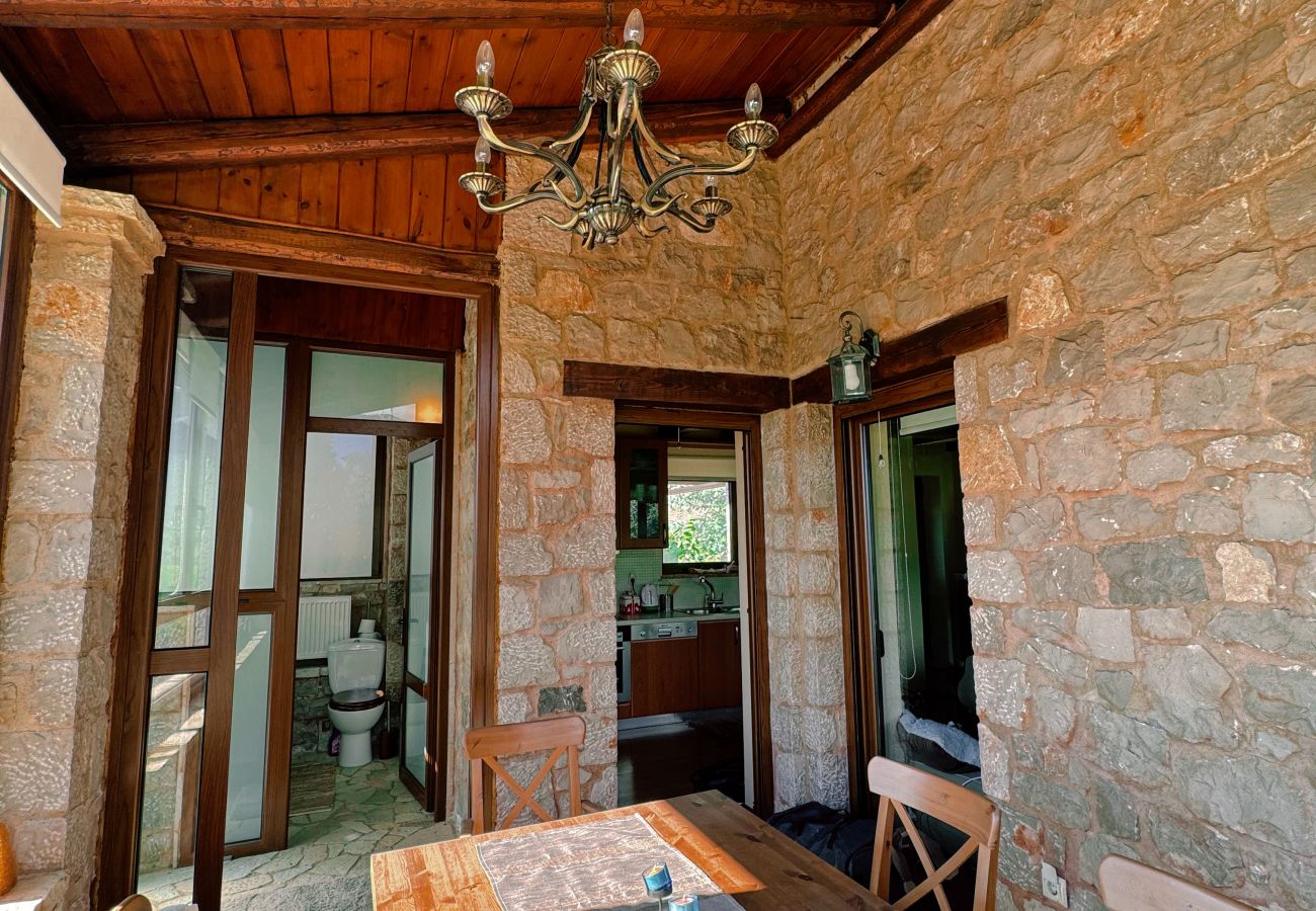 Villa à Arachova - Mountain Trails Chalet-Three Story Escape Parnassos-Livadi- Arachova