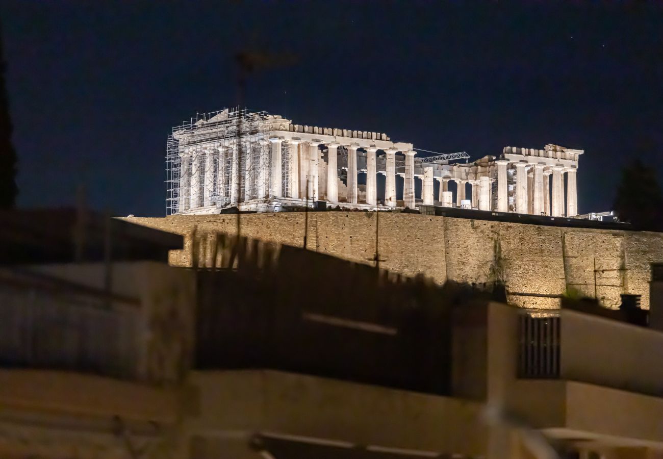 Appartement à Athens - Acropolis View 3-Bdrm with Rooftop Garden & Jacuzzi