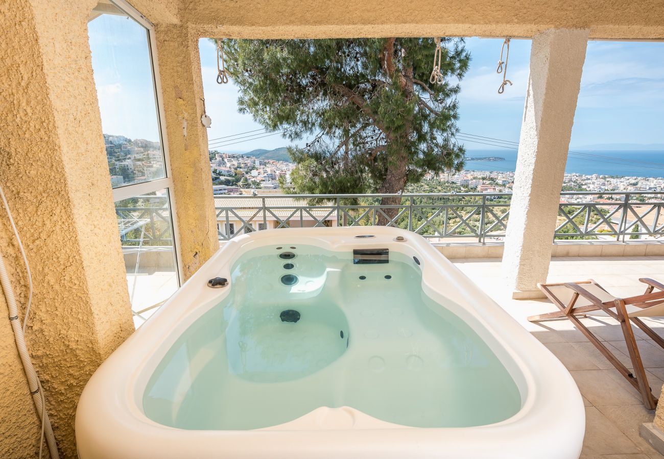 House in Voula - Luxury Home with Jacuzzi and Spectacular Sea Views for 8 Guests