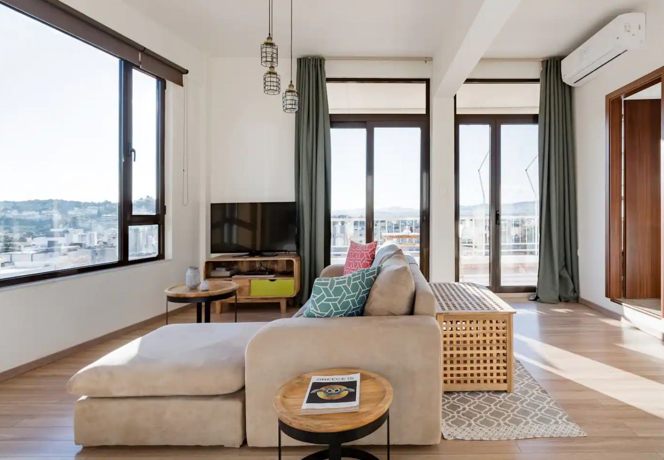 Apartment in Athens - Explore Nightlife Near an Apartment With an Acropolis View 