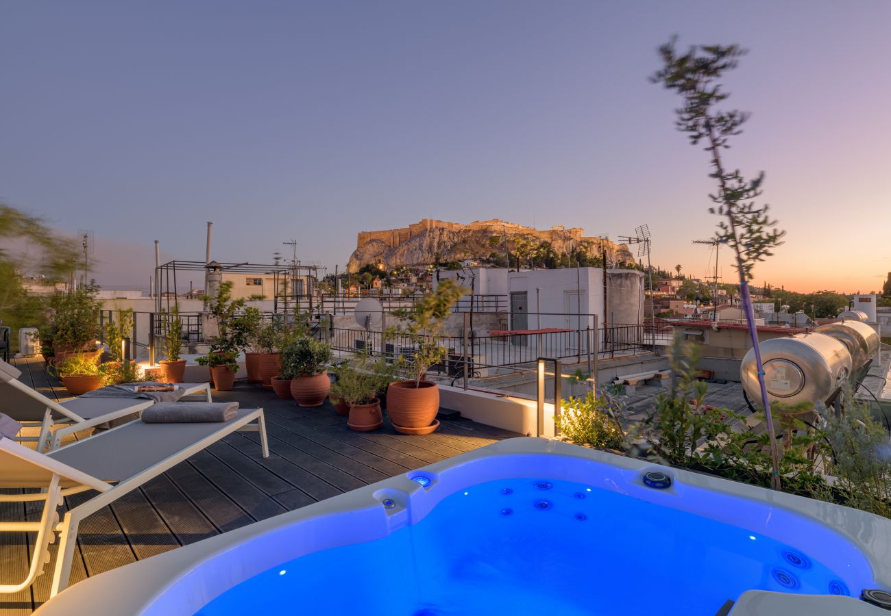 Apartment in Athens - Paradise Suite with Jacuzzi & Acropolis view