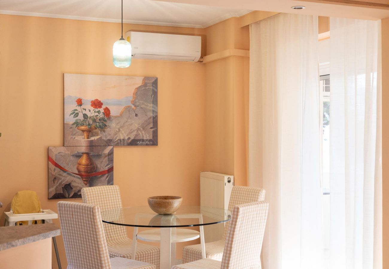 Apartment in Alimos - Luxury and Spacious apt for 8 guests