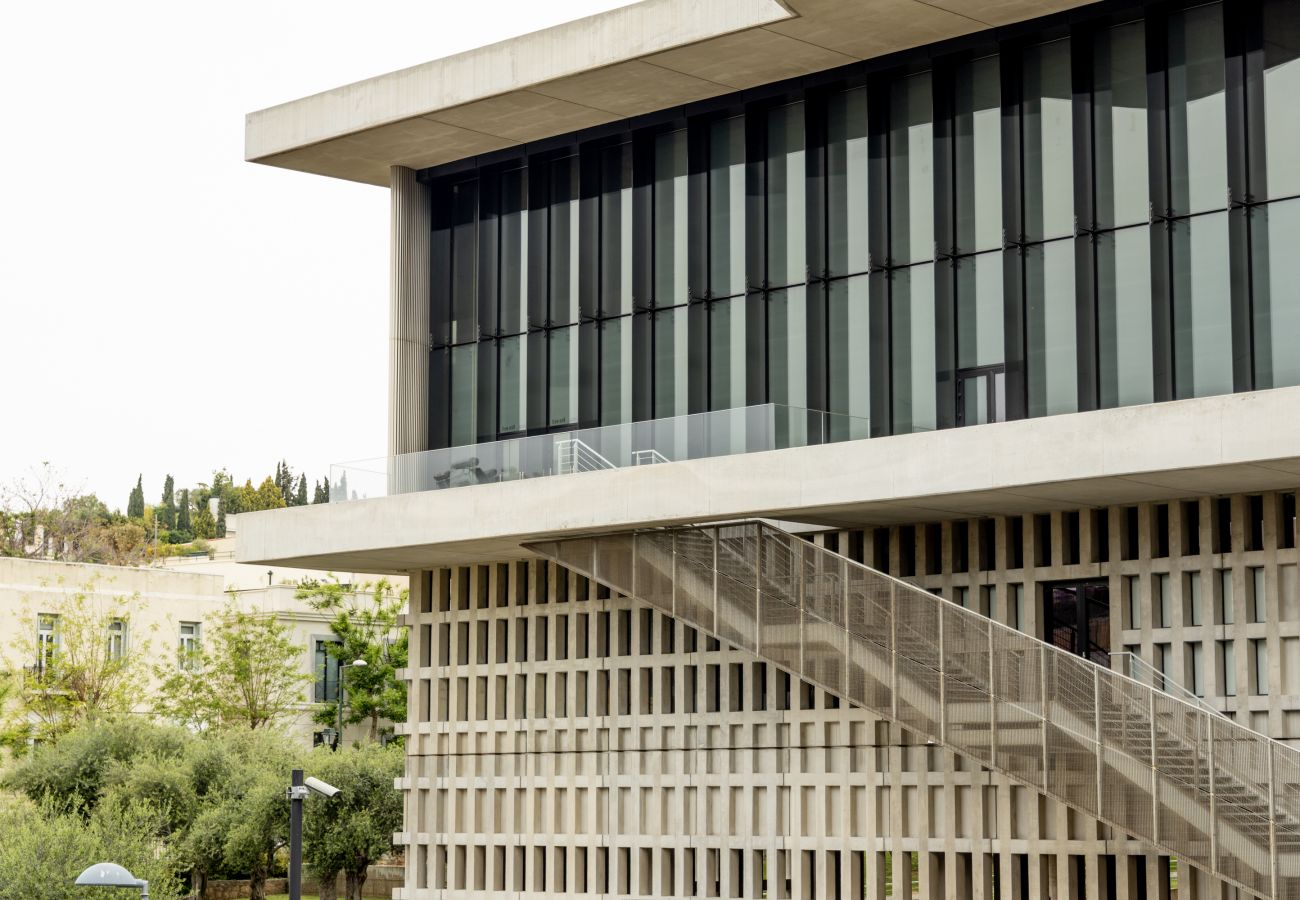 Apartment in Athens - Impressive Minimal 2 bdrm next to Acropolis Museum 