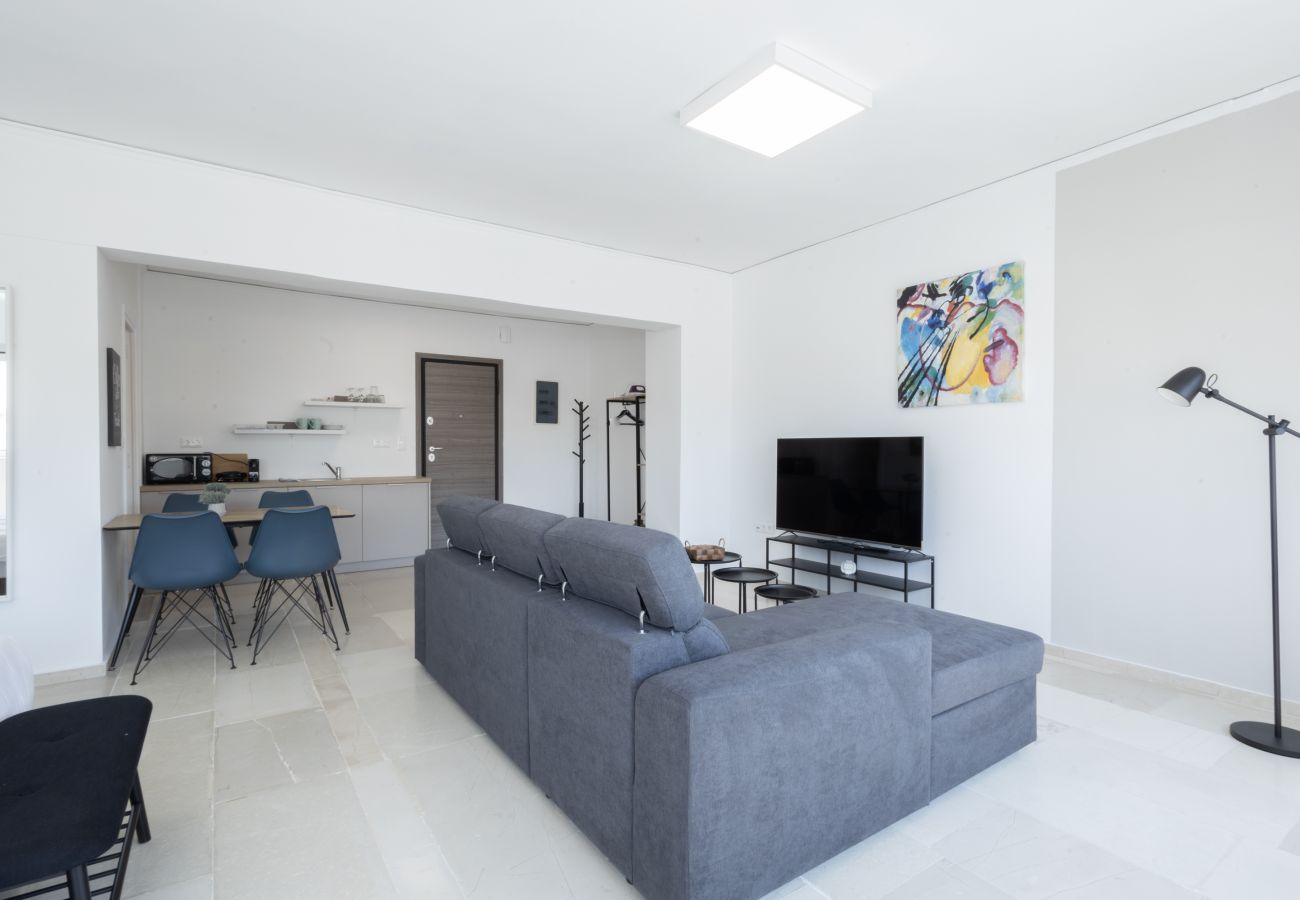 Apartment in Athens - Spacious Urban Retreat: Central 2-Bedroom Haven for 8